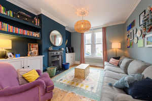 Sitting Room- click for photo gallery